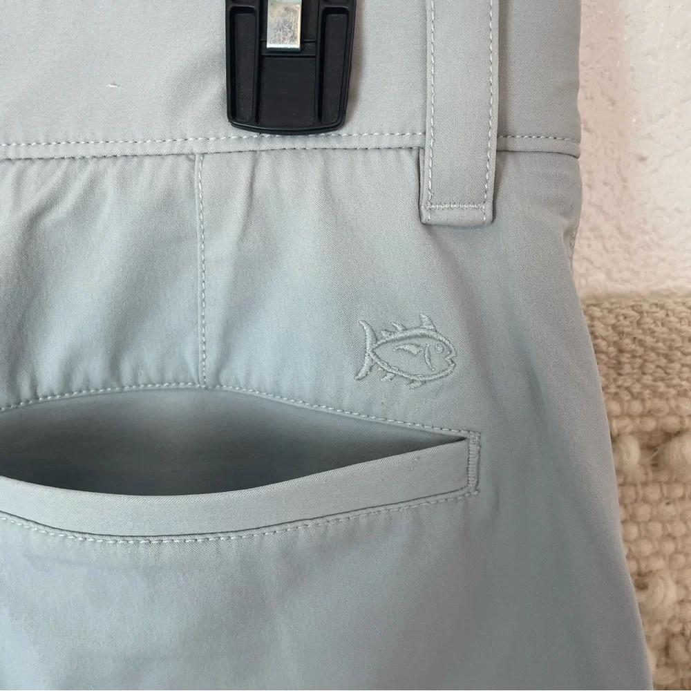 Southern Tide Mens Performance Shorts Size 30 Light Gray